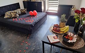 Apartament Złoty z Jacuzzi